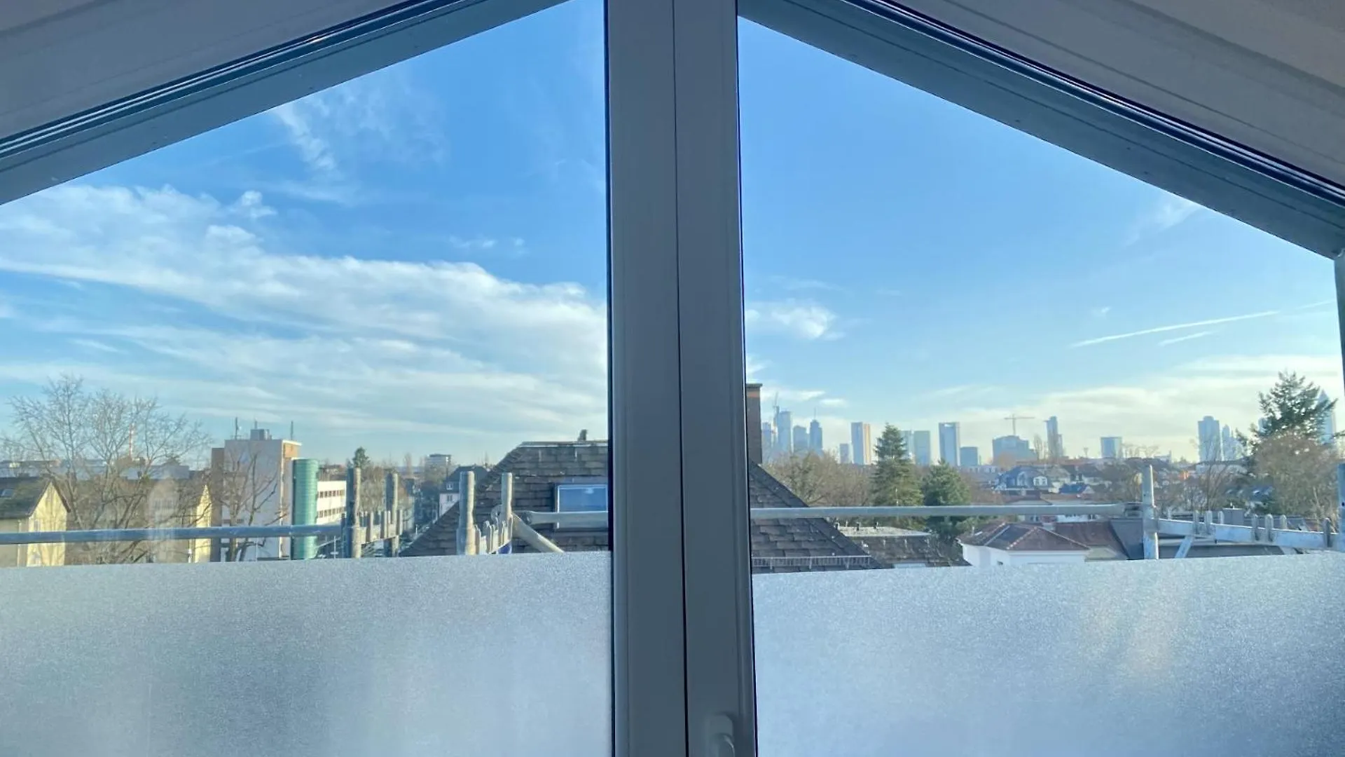 Schoenes Erwachen Im Frankfurter Penthouse Francoforte sul Meno