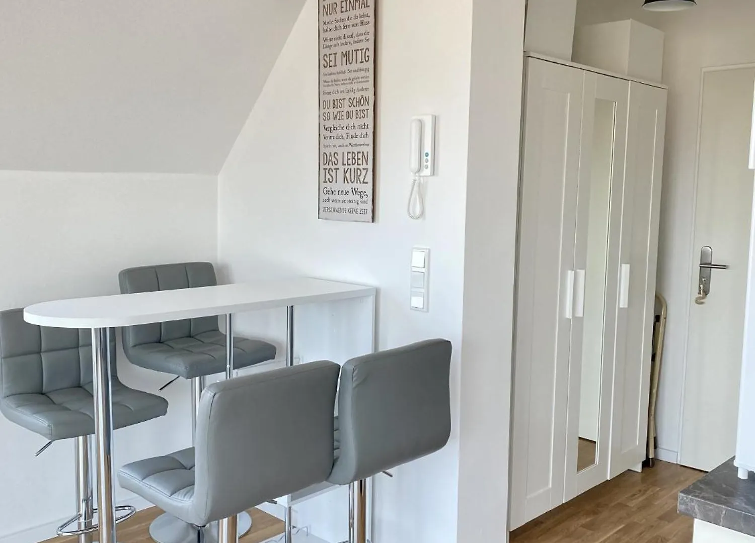 Schoenes Erwachen Im Frankfurter Penthouse Francoforte sul Meno Alloggio in famiglia