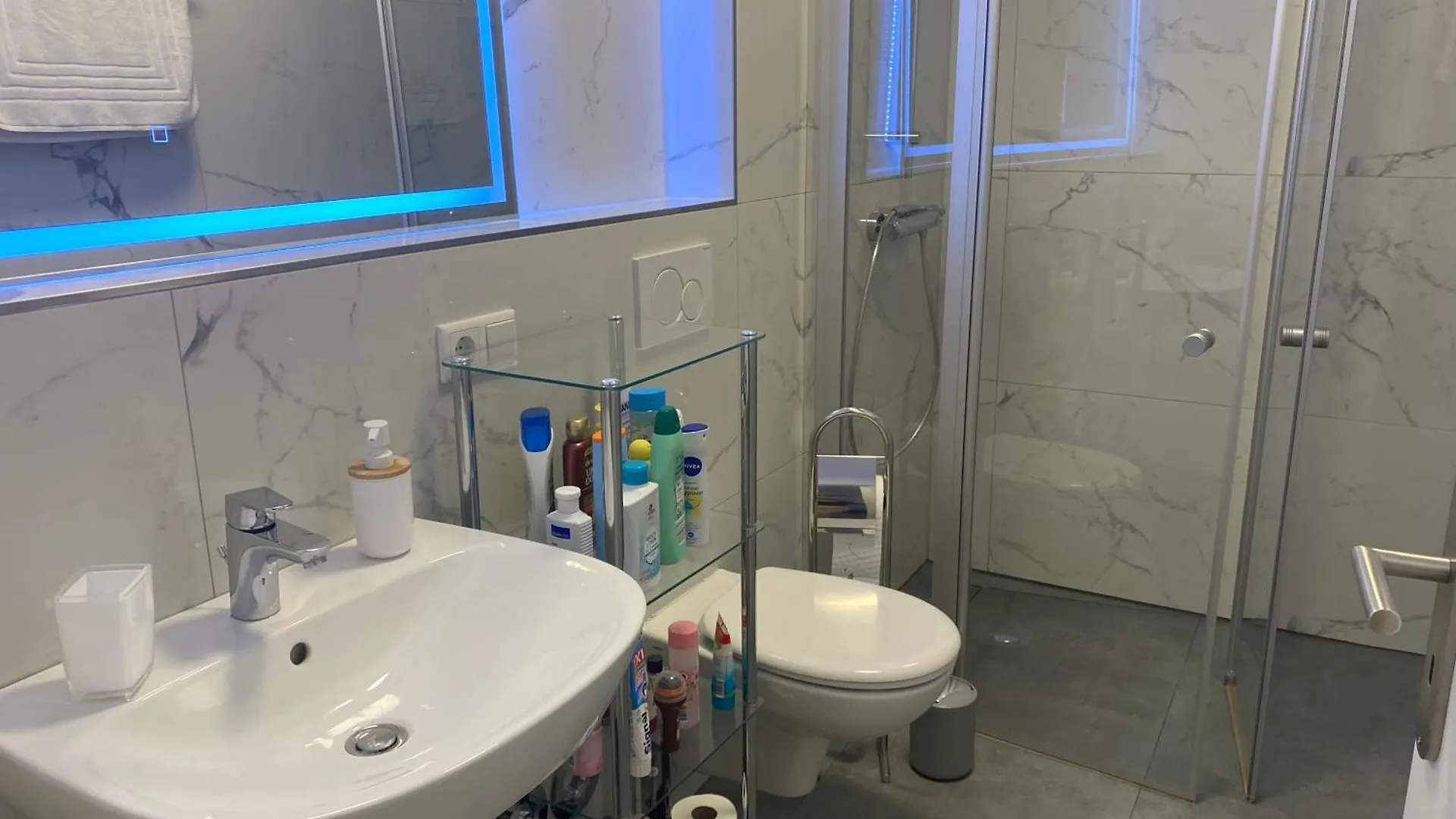 Schoenes Erwachen Im Frankfurter Penthouse Frankfurt am Main Germany
