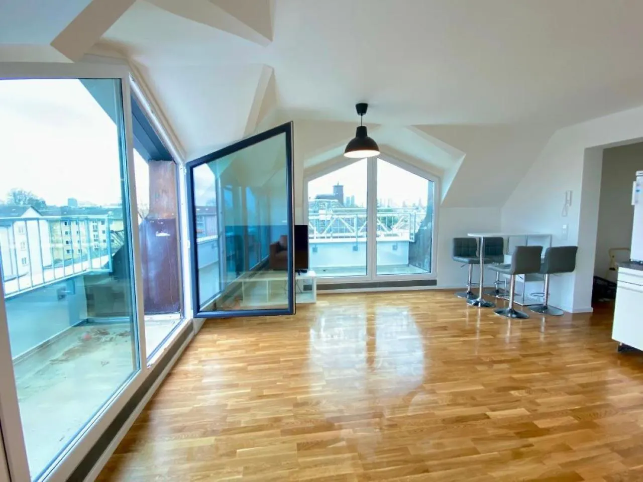 Schoenes Erwachen Im Frankfurter Penthouse Frankfurt am Main 0*,